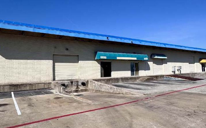 Pictures of Industrial property located at 3139 National Circle, Garland, TX 75041 for lease - image #1