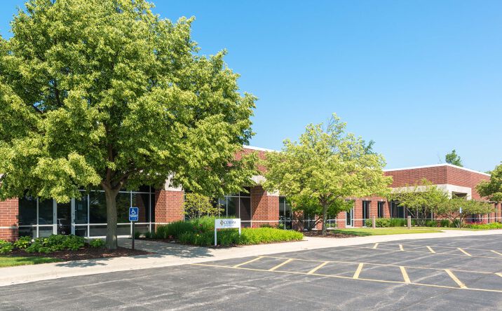 Pictures of Industrial property located at 1471 Business Center Drive, Mount Prospect, IL 60056-6040 for lease - image #1