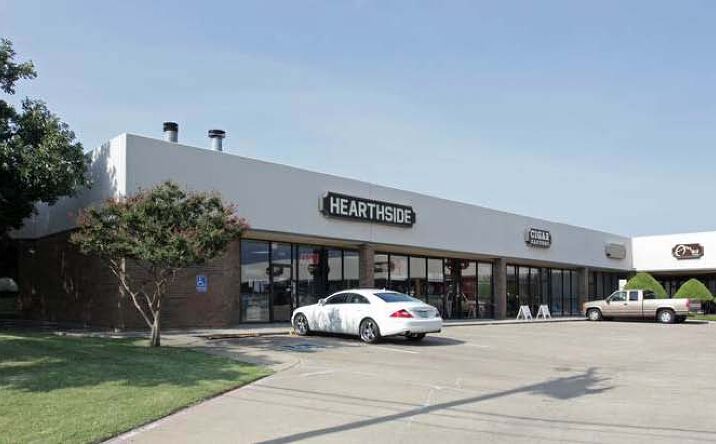 Pictures of Retail, Office property located at 14233 Inwood Rd, Dallas, TX 75244 for lease - image #1