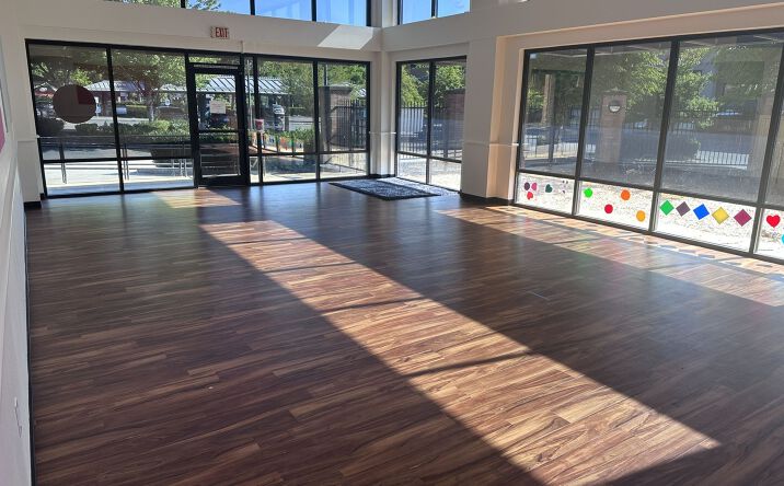 Pictures of Retail property located at 8406 SW Main St, Wilsonville, OR 97070 for lease - image #1