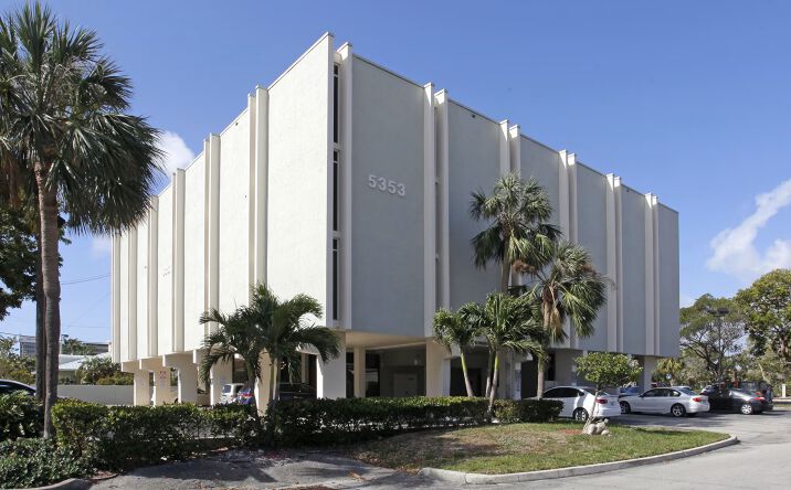 Pictures of Office property located at 5353 N Federal Hwy, Fort Lauderdale, FL 33308 for lease - image #1