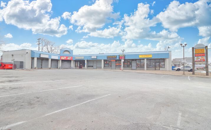 Pictures of Retail, Restaurant, Office property located at 8 South  Broadway, Lawrence, MA 01843 for lease - image #1