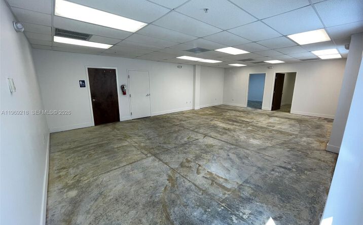 Pictures of Industrial property located at 13441 NW 19th Ln # 6, Sweetwater, FL 33182 for lease - image #1
