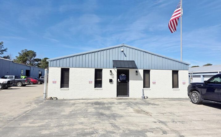 Pictures of Office, Industrial, Retail property located at 1383 Old Highway 52 Unit A, Moncks Corner, SC 29461 for lease - image #1
