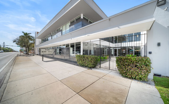 Pictures of Office property located at 7630 Biscayne Blvd, Miami, FL 33138 for lease - image #1