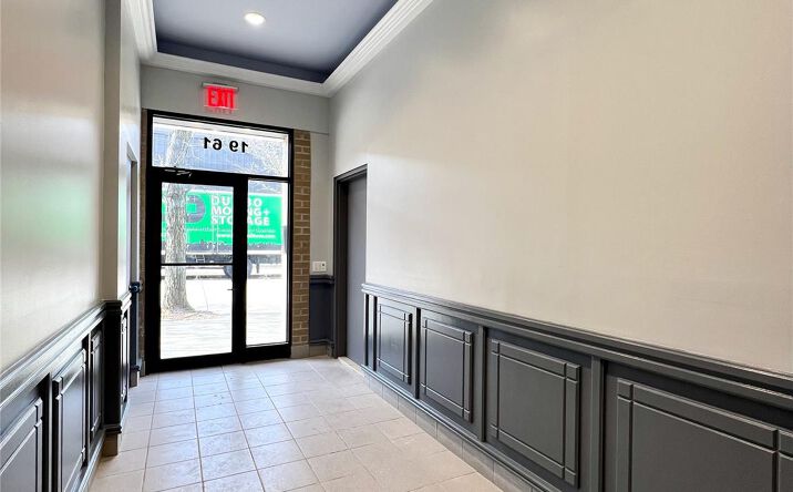 Pictures of Office property located at 19-61 49th St, New York, NY 11105 for lease - image #1