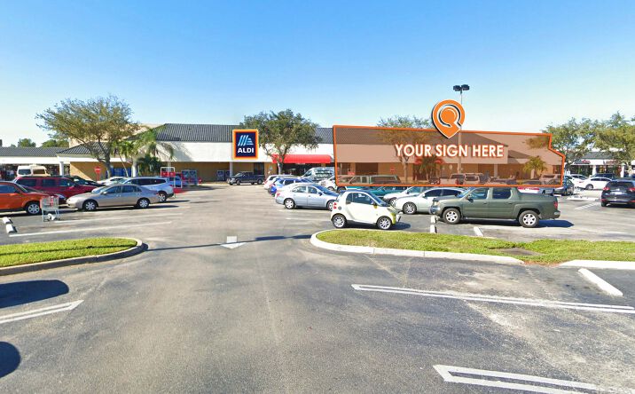 Pictures of Retail property located at 4849 Golden Gate Pkwy, Naples, FL 34116 for lease - image #1
