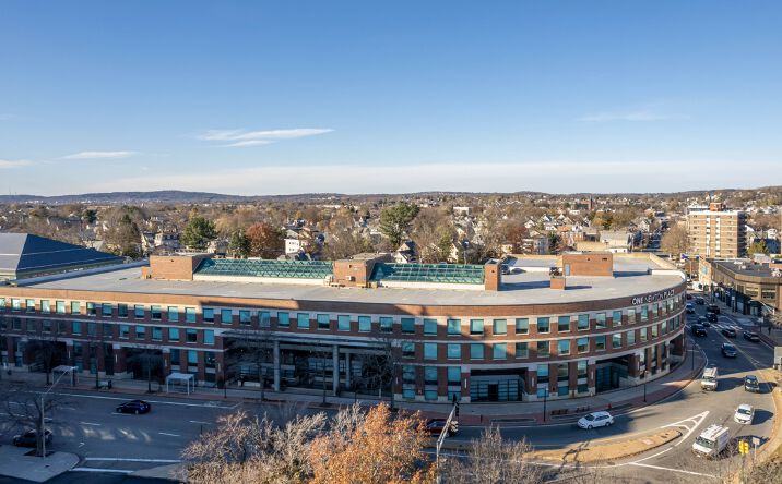 Pictures of Retail property located at 275 Washington St, Newton, MA 02458 for lease - image #1