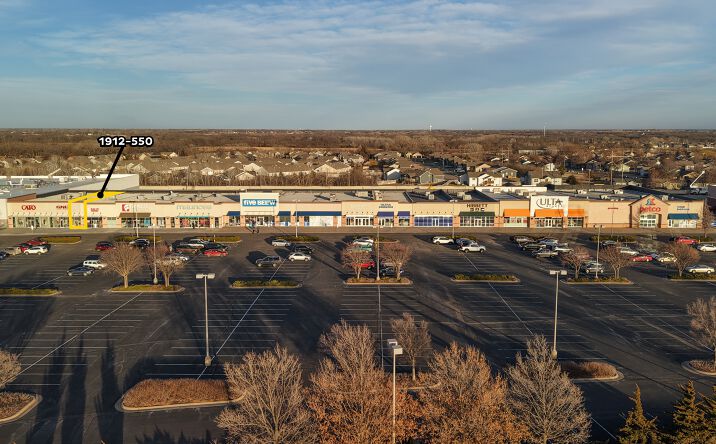 Pictures of Retail property located at 1942 N Rock Rd, Derby, KS 67037 for lease - image #1