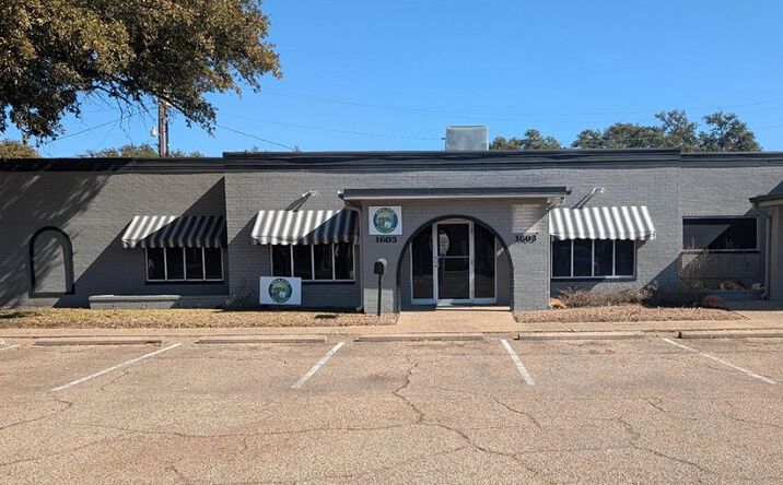 Pictures of Office property located at 1605 Lake Success Dr, Waco, TX 76710 for lease - image #1
