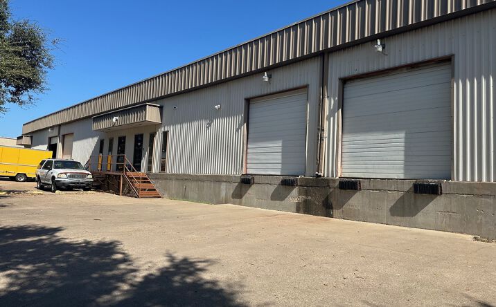 Pictures of Industrial property located at 2364 Houston St, Grand Prairie, TX 75050 for lease - image #1
