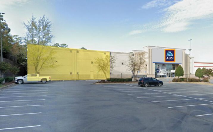 Pictures of Retail property located at 12309 Chenal Pkwy, Little Rock, AR 72211 for lease - image #1