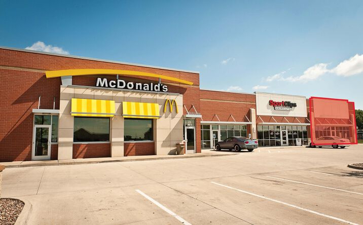 Pictures of Retail property located at 675 Pacha Pkwy, North Liberty, IA 52317 for lease - image #1