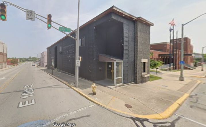 Pictures of Retail, Office property located at 1000 Main St, Anderson, IN 46016 for lease - image #1