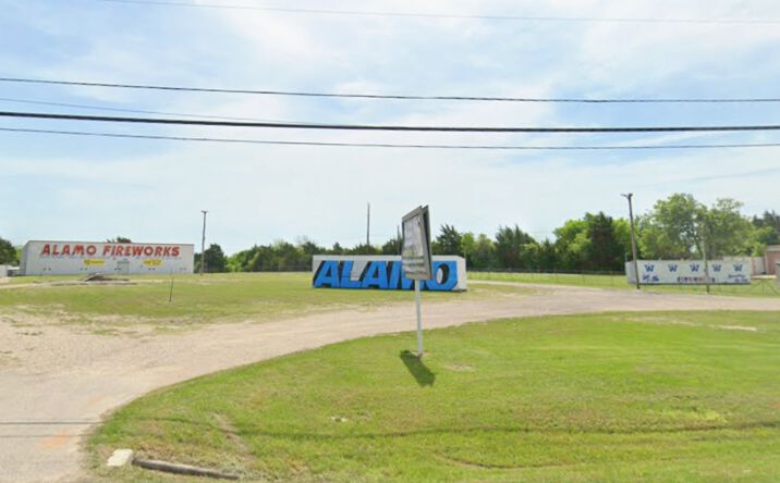 Pictures of Land property located at 3617 Ovilla Rd, Ovilla, TX 75154 for lease - image #1
