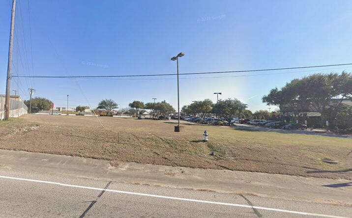 Pictures of Retail, Land property located at 1207 S Cockrell Hill Rd, Duncanville, TX 75137 for lease - image #1