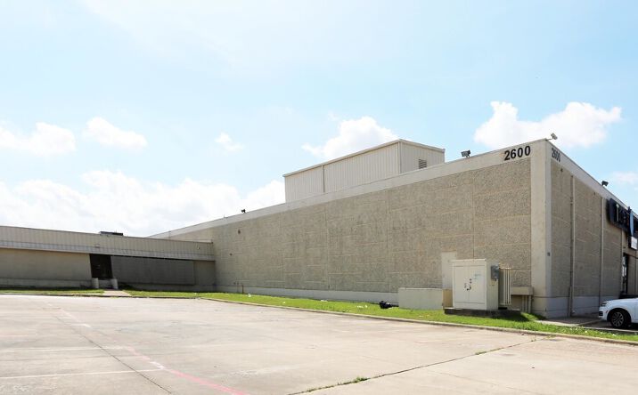 Pictures of Industrial property located at 2600 Northaven Rd, Dallas, TX 75229 for lease - image #1