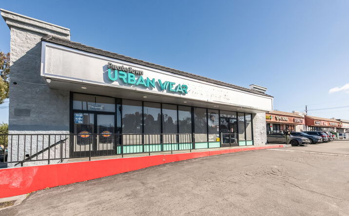 Pictures of Retail property located at 134 N Gaffey St, Los Angeles, CA 90731 for lease - image #1
