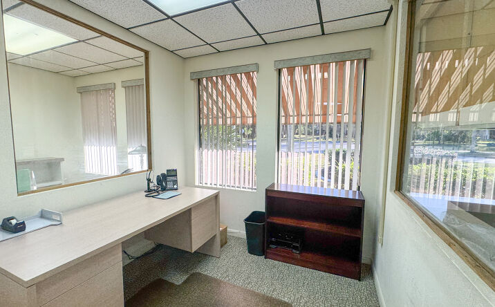 Pictures of Office property located at 301 Indigo Dr, Daytona Beach, FL 32114 for lease - image #1