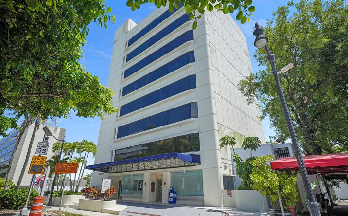 Pictures of Office property located at 2150 Coral Wy, Coral Gables, FL 33145 for lease - image #1