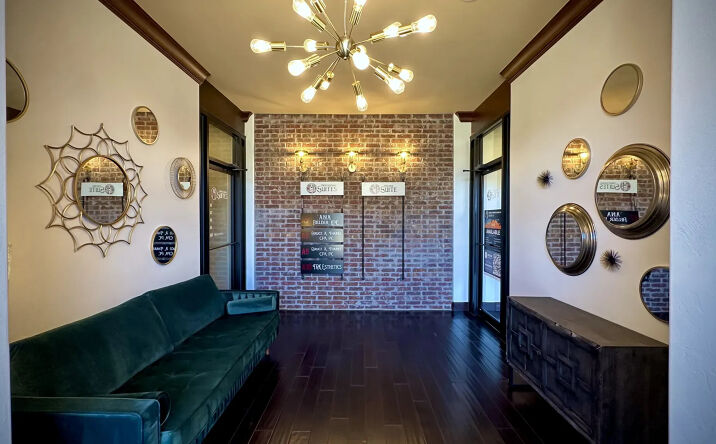 Pictures of Office property located at 15808 N Pennsylvania Ave, Edmond, OK 73013 for lease - image #1