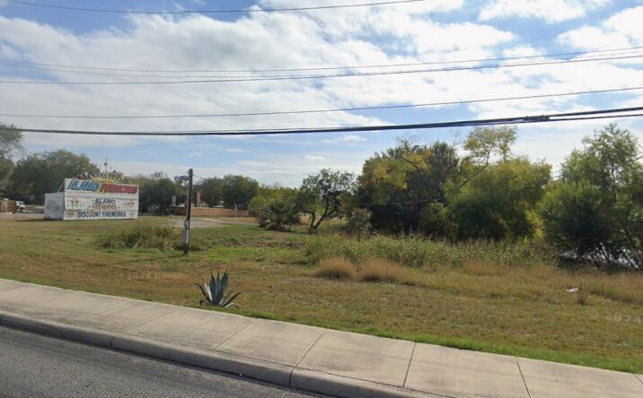 Pictures of Land property located at 6450 Crestway Rd, San Antonio, TX 78239 for lease - image #1
