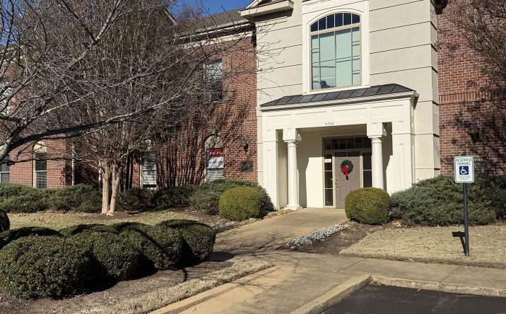 Pictures of Office property located at 9056 Corporate Gardens Dr, Germantown, TN 38138 for lease - image #1