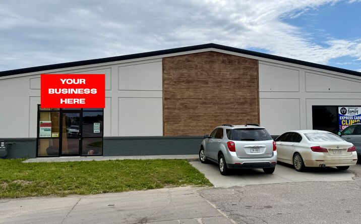 Pictures of Retail, Office property located at 3740 N 27th St, Lincoln, NE 68521 for lease - image #1