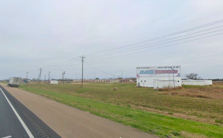 Pictures of Land property located at 29 Beck Rd E, Inez, TX 77968 for lease - image #1