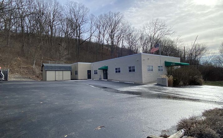Pictures of Office property located at 2741 Noblestown Rd, Pittsburgh, PA 15205 for lease - image #1