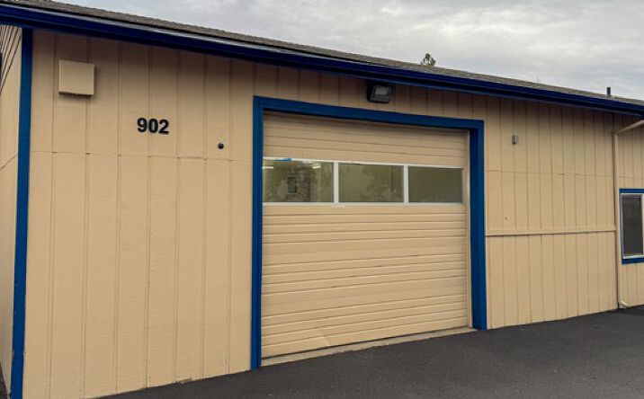Pictures of Industrial property located at 902 SE Textron Dr, Bend, OR 97702 for lease - image #1