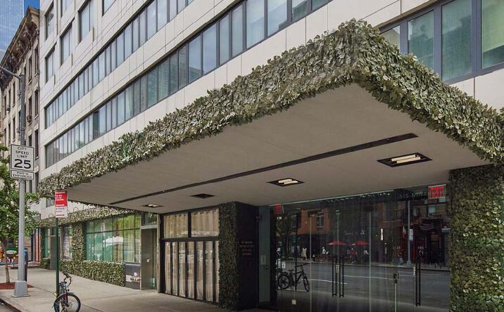 Pictures of Retail, Restaurant property located at 515 9th Ave, New York, NY 10018 for lease - image #1