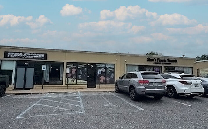 Pictures of Retail property located at 346-352 wheeler rd, Hauppauge, NY 11788 for lease - image #1