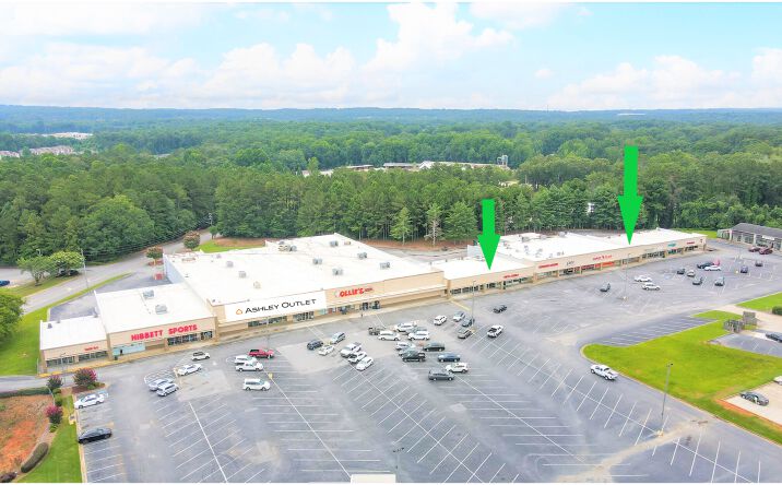 Pictures of Retail property located at 525 Bankhead Highway, Carrollton, GA 30116 for lease - image #1