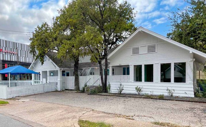 Pictures of Retail property located at 500 & 502 Oakland Ave, Austin, TX 78703 for lease - image #1