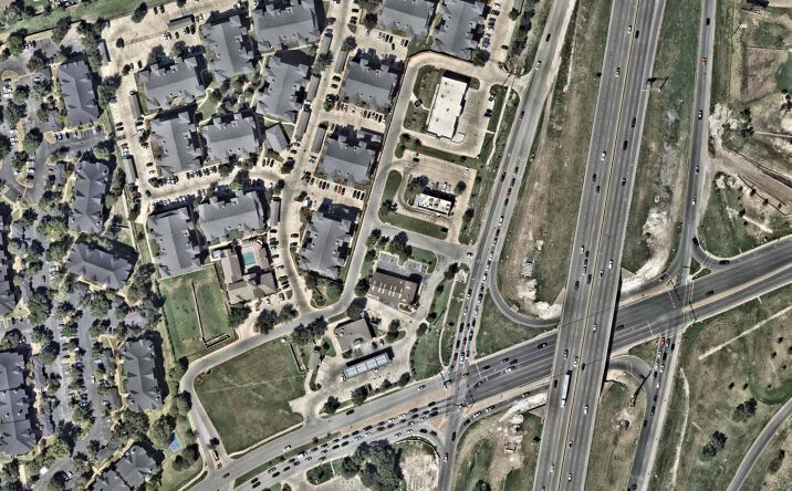 Pictures of Retail property located at 14824 N Interstate Hwy 35 Suite D, Austin, TX 78728 for lease - image #1