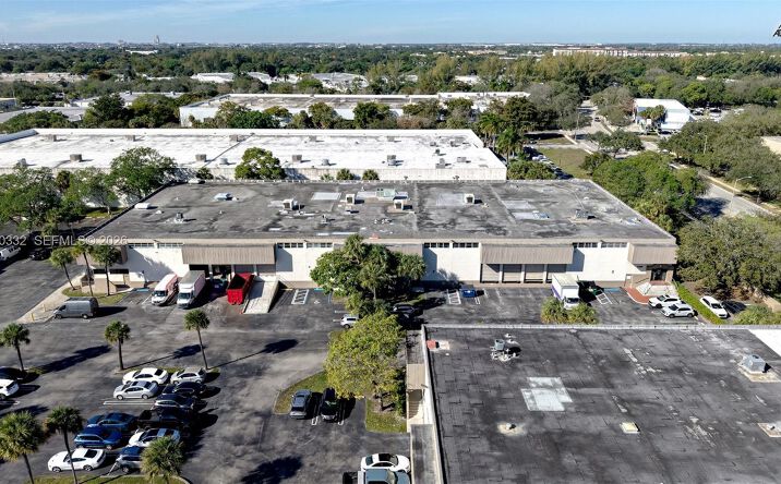 Pictures of Industrial property located at 5800 E Miami Lakes Dr E, Miami Lakes, FL 33014 for lease - image #1