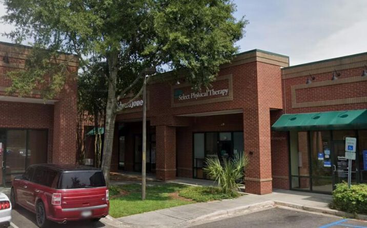 Pictures of Retail property located at 414 Drive In Lane Unit B, Moncks Corner, SC 29461 for lease - image #1