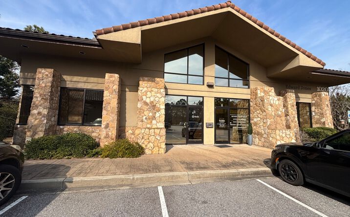 Pictures of Office property located at 1020 Wildwood Centre Drive, Columbia, SC 29229 for lease - image #1