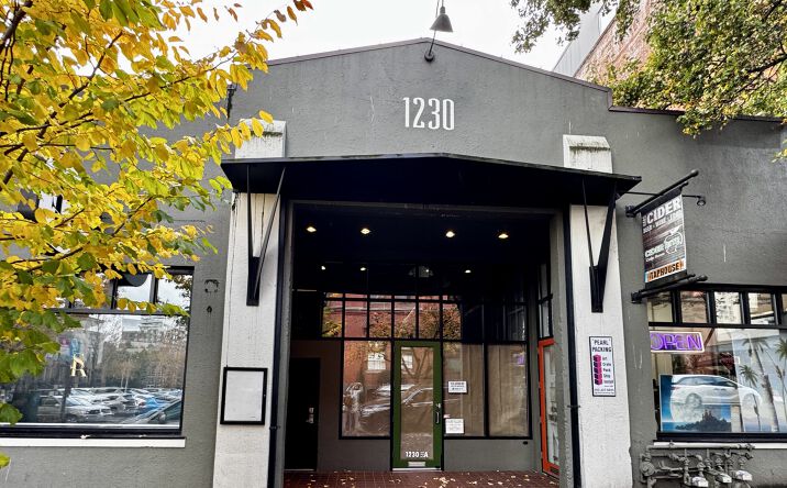 Pictures of Retail property located at 1230 NW Hoyt St, Portland, OR 97209 for lease - image #1