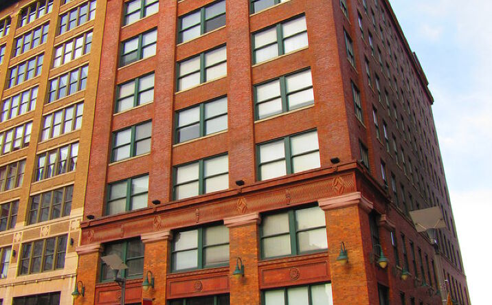 Pictures of Office property located at 1627 Washington Ave, St. Louis, MO 63103 for lease - image #1