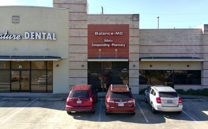 Pictures of Retail, Office property located at 1403 Hwy 6, Sugar Land, TX 77478 for lease - image #1