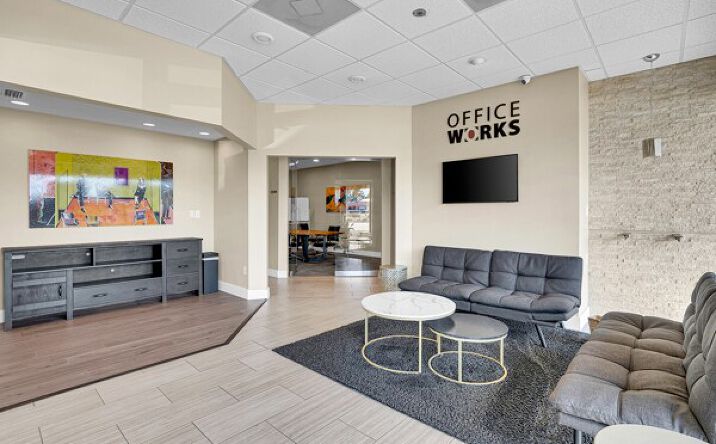 Pictures of Office property located at 5666 Seminole Blvd, Seminole, FL 33772 for lease - image #1