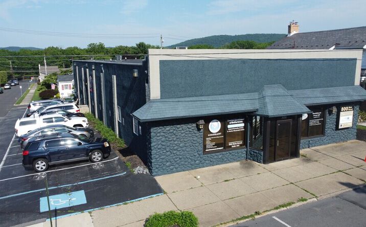 Pictures of Retail, Office, Special Purpose property located at 800 Main St, Hellertown, PA 18055 for lease - image #1