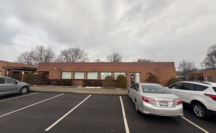 Pictures of Office property located at 166 Washington Ave, Batavia, NY 14020 for lease - image #1