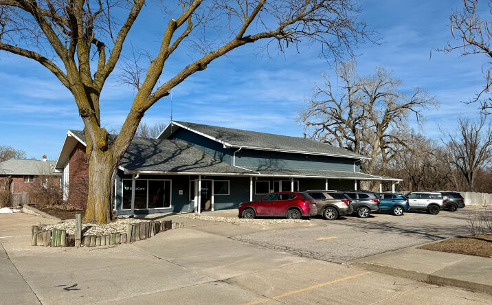 Pictures of Office, Retail property located at 7230 Maple St, Omaha, NE 68134 for lease - image #1