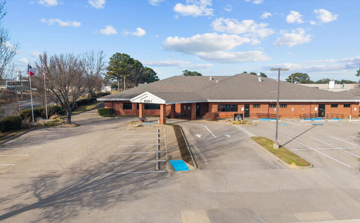 Pictures of Office property located at 3415 Golden Rd, Tyler, TX 75701 for lease - image #1