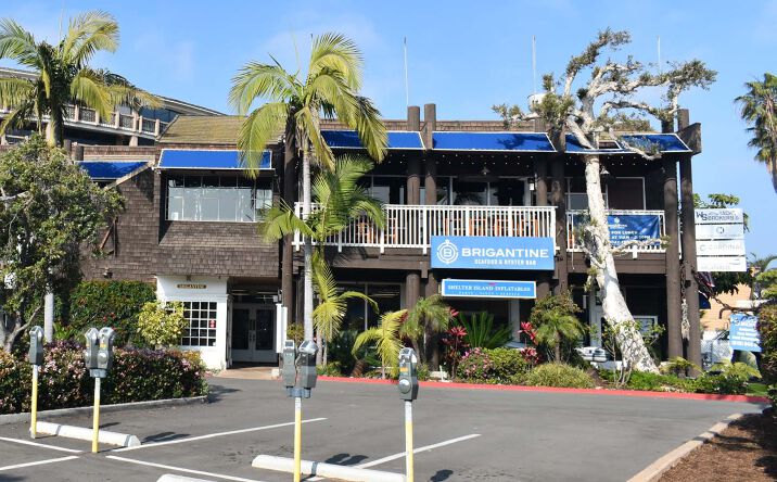 Pictures of Retail property located at 2727 Shelter Island Drive, San Diego, CA 92106 for lease - image #1