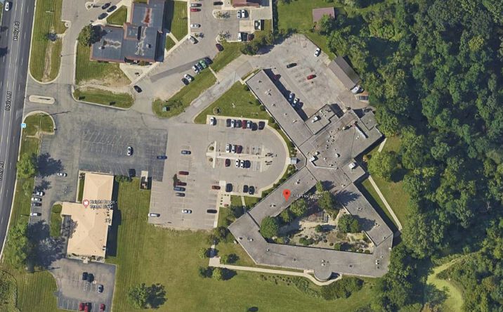 Pictures of Office property located at 8481 Holly Rd, Grand Blanc, MI 48439 for lease - image #1