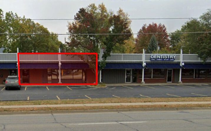 Pictures of Retail, Office property located at 5967 Merle Hay Rd, Johnston, IA 50131 for lease - image #1